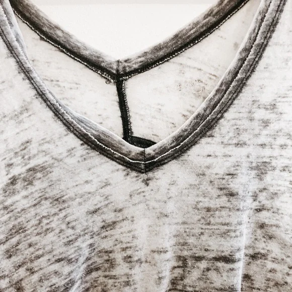 We the Free grey tank - Picture 2 of 5